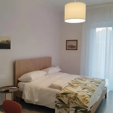 - Nicolini 39 *