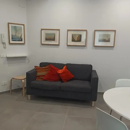 - Nicolini 39 شقة *